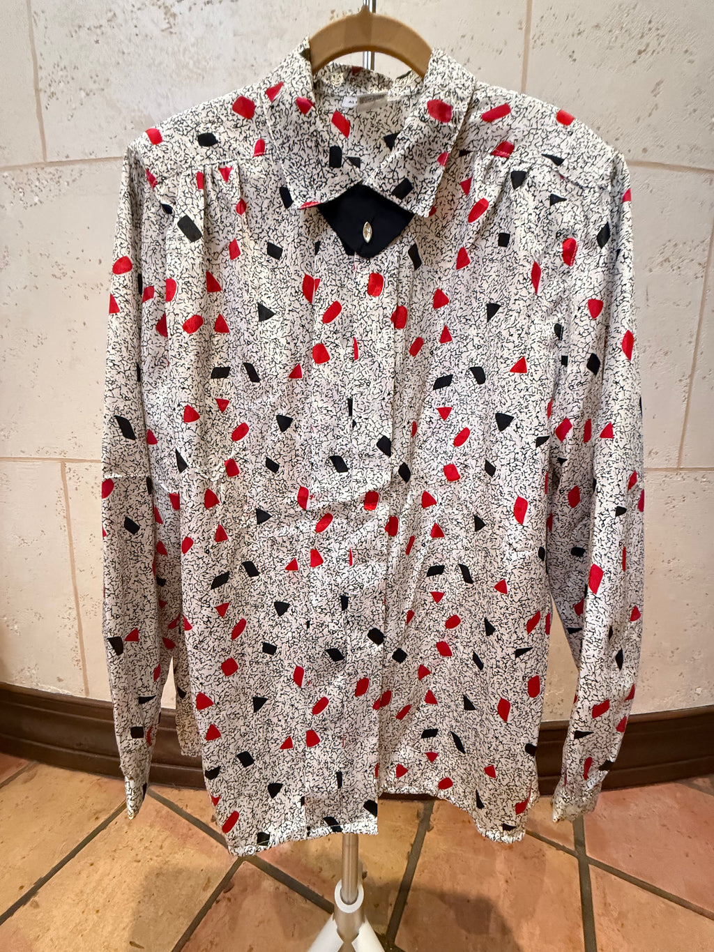 Vintage 80s ALFRED DUNNER black, white and red button down