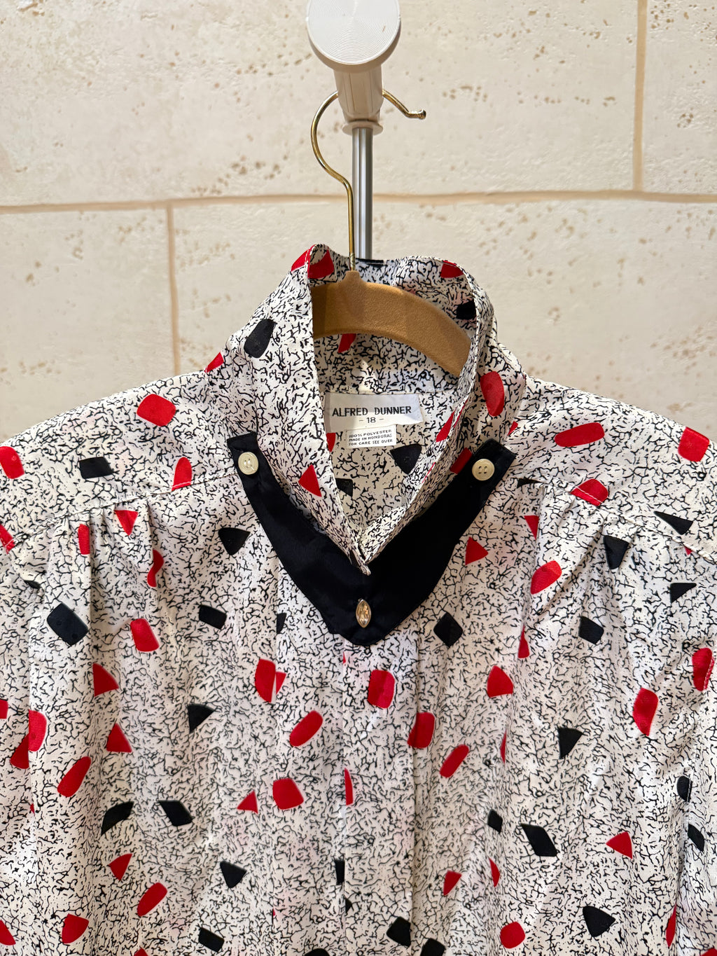 Vintage 80s ALFRED DUNNER black, white and red button down
