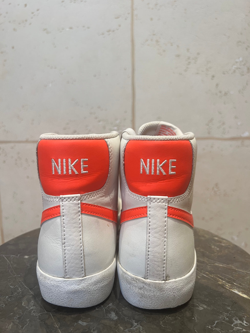 NIKE Blazer Mid '77 GS Phantom Crimson Sneakers