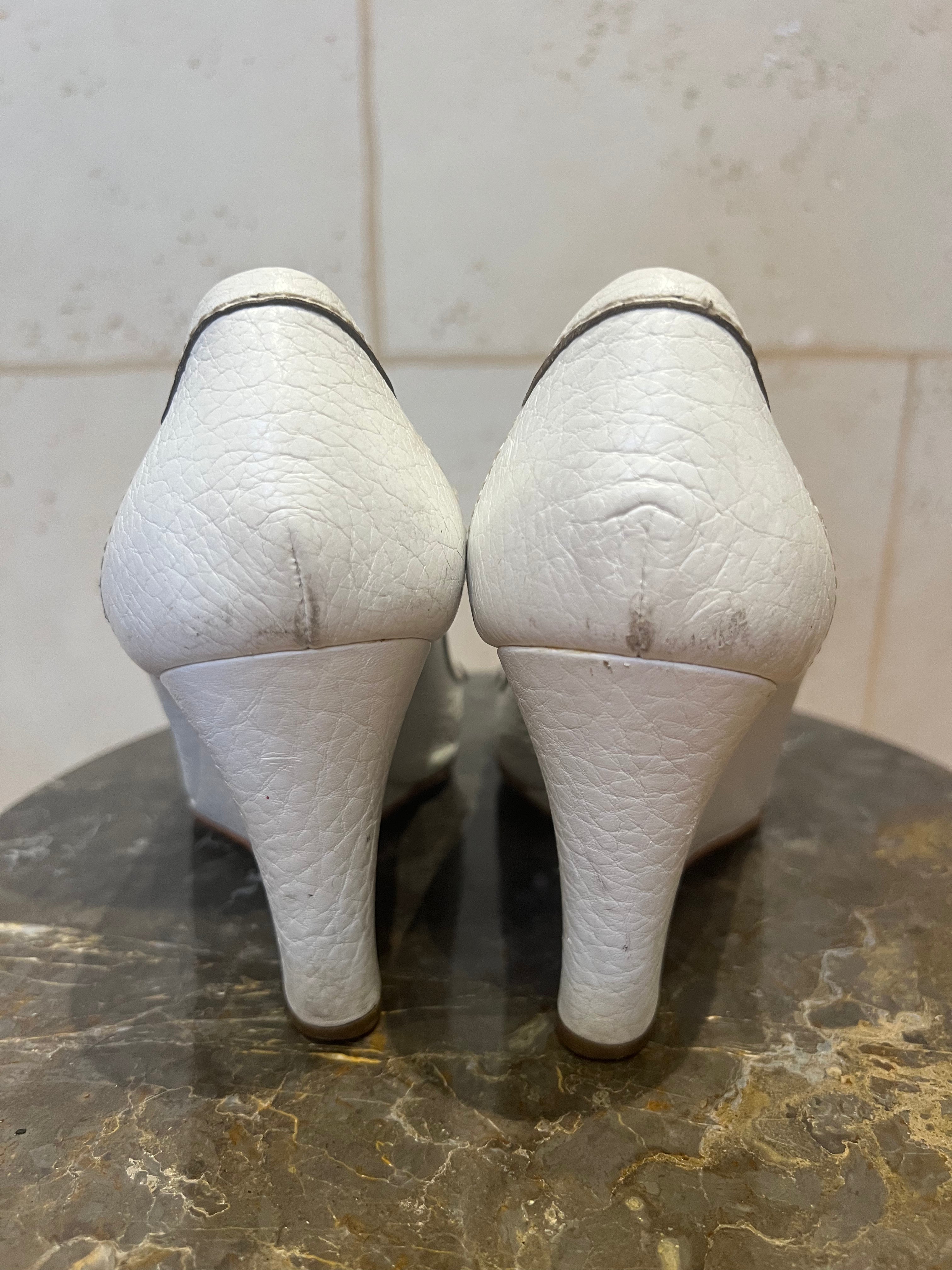 DOLCE & GABBANA White Wedge Pumps
