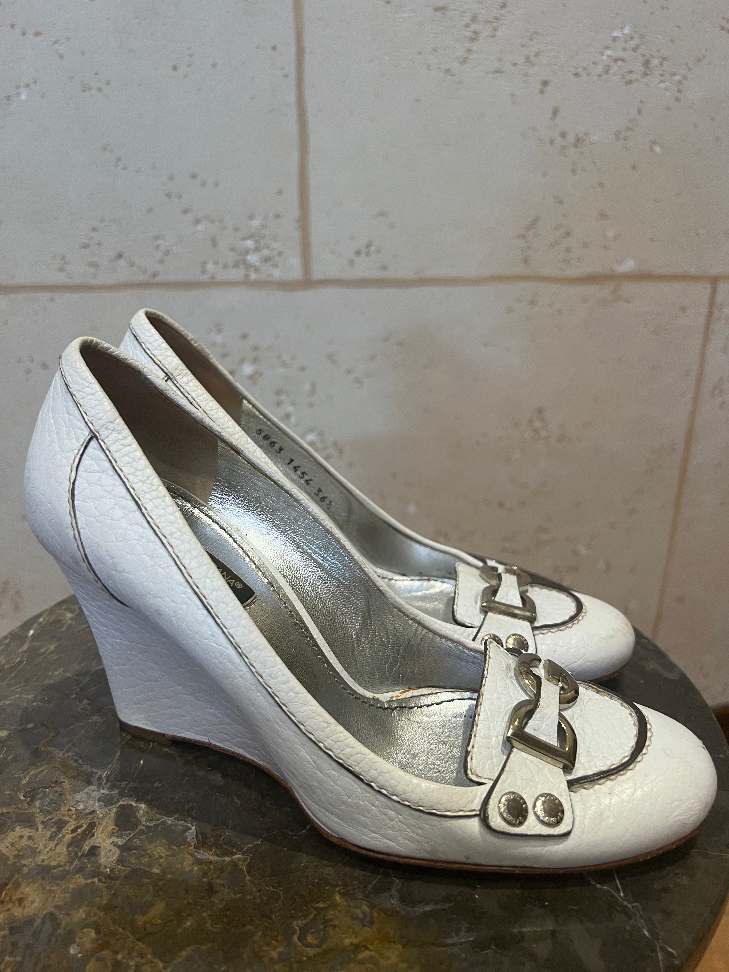 DOLCE & GABBANA White Wedge Pumps