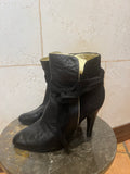 BETSEY JOHNSON Booties