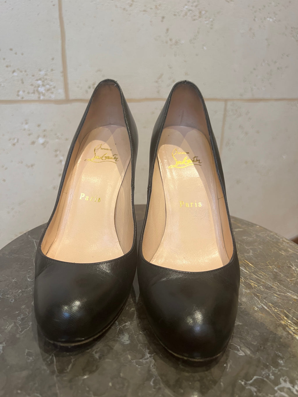 CHRISTIAN LOUBOUTIN Fifi Black Leather Pump