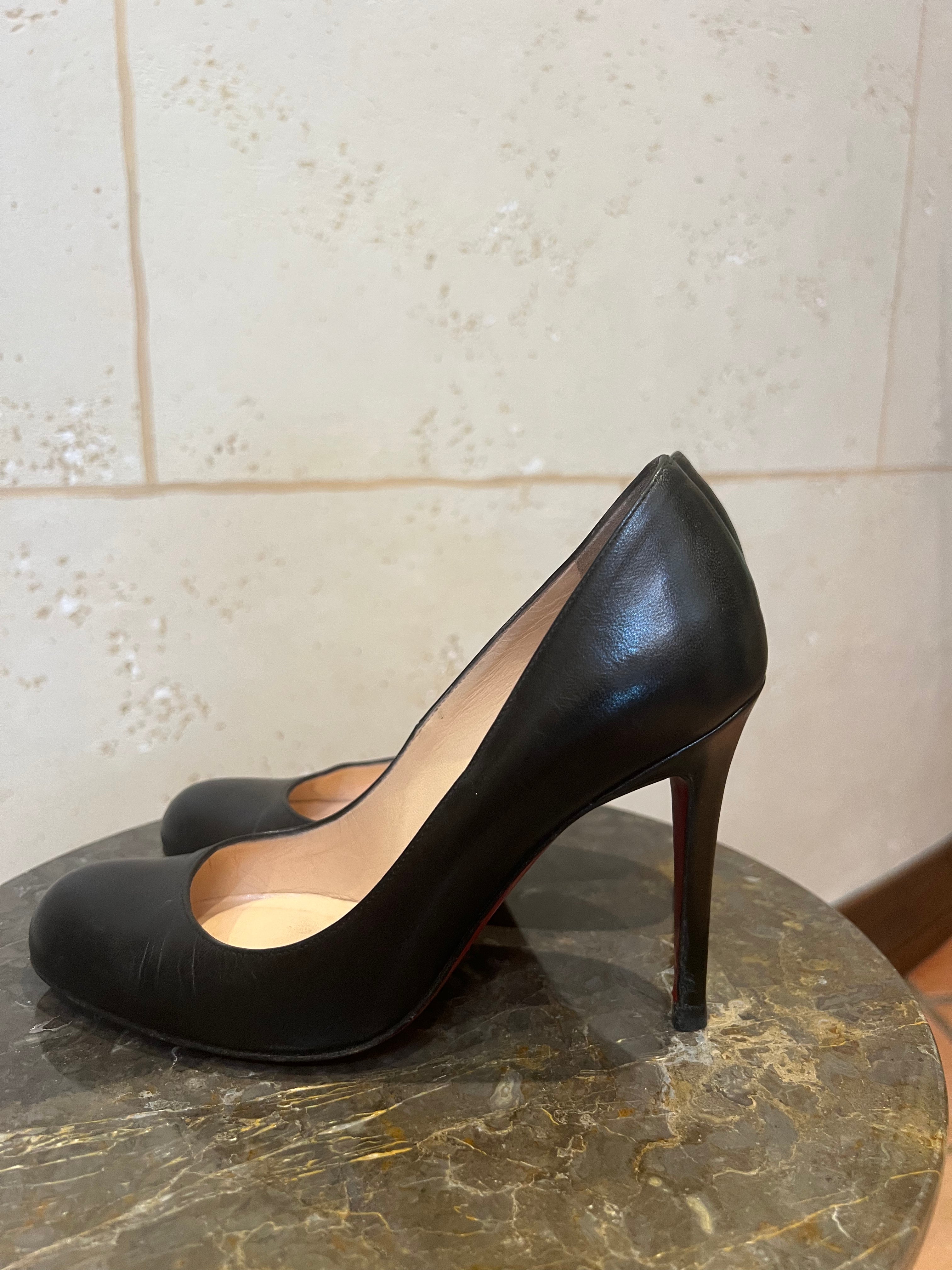 CHRISTIAN LOUBOUTIN Fifi Black Leather Pump