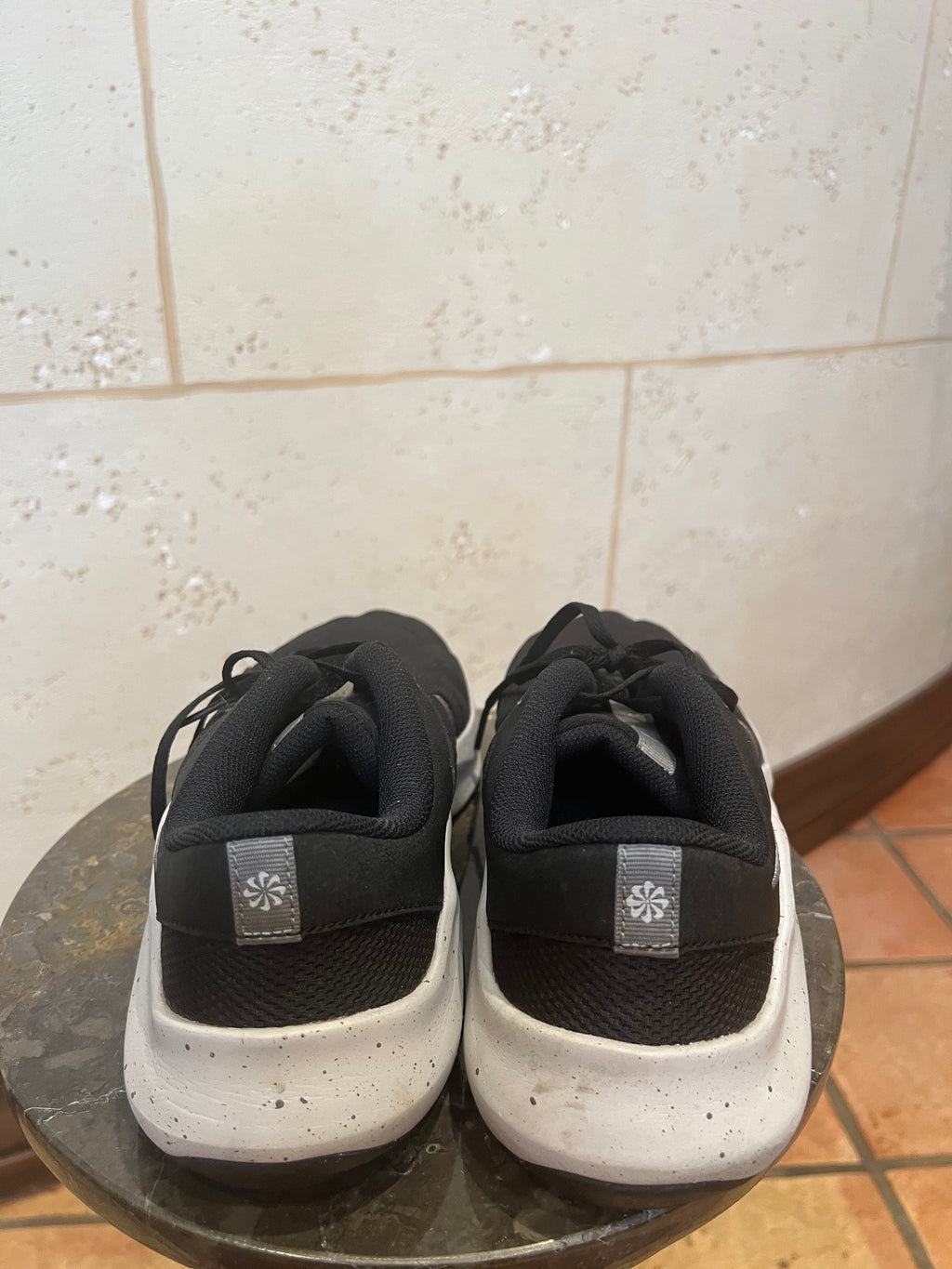 NIKE Legend Essential 3 Next Nature