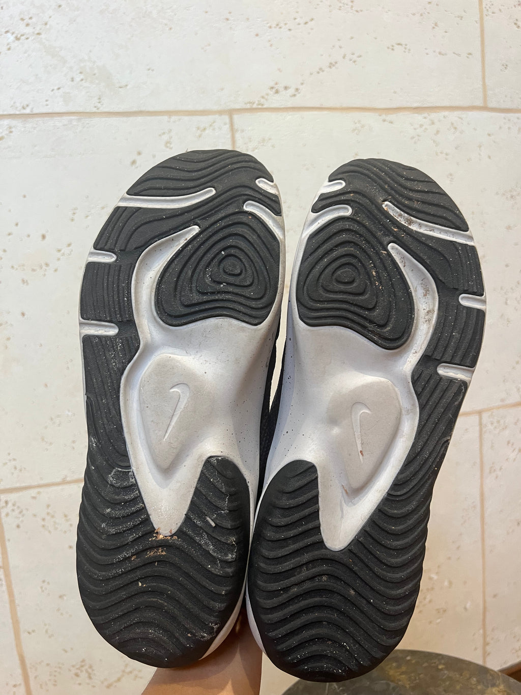NIKE Legend Essential 3 Next Nature
