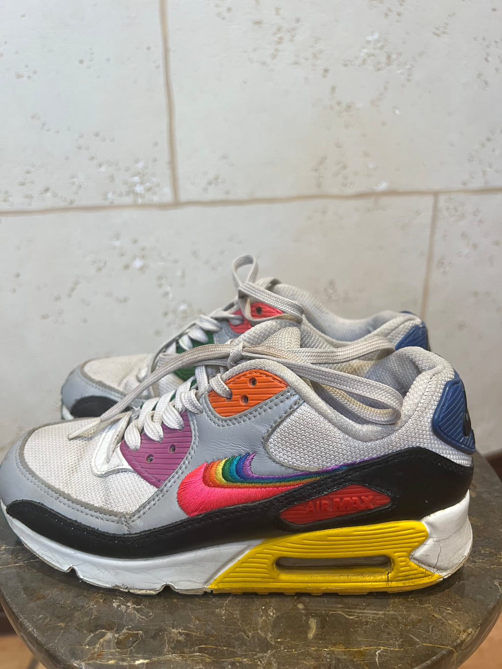NIKE Air Max 90 "Be True"