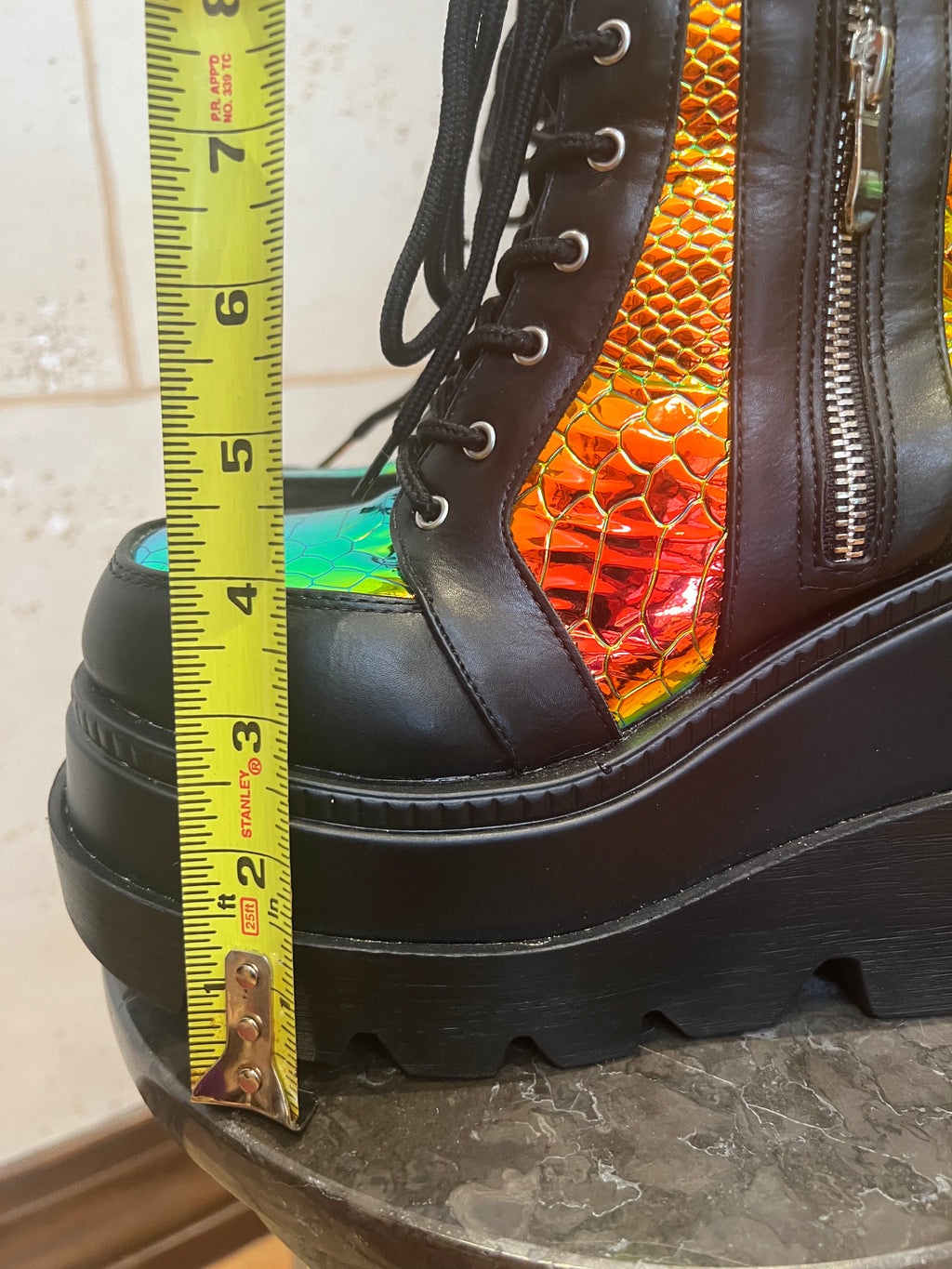 CAPE ROBBIN Radio Holographic Platform Ankle Boot