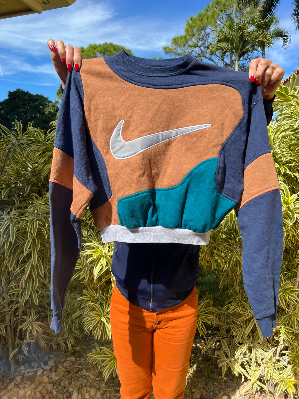 NIKE REWORKED PULLOVER