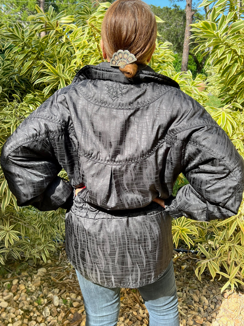 DESCENTE black ski jacket